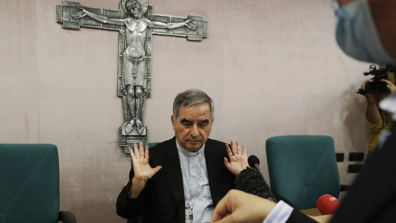 El cardenal apartado por corrupción se niega a ausentarse del cónclave: «No pueden negarme ese derecho»