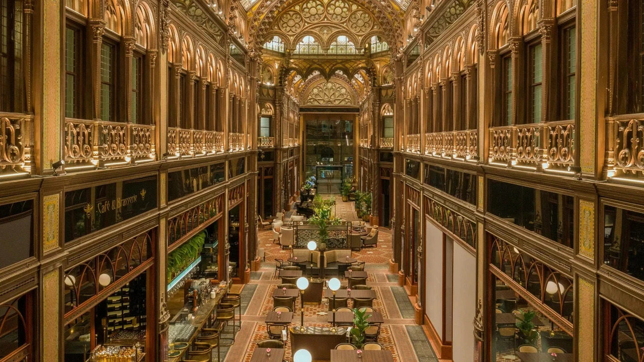 La excelencia en Budapest se llama Párisi Udvar Hotel