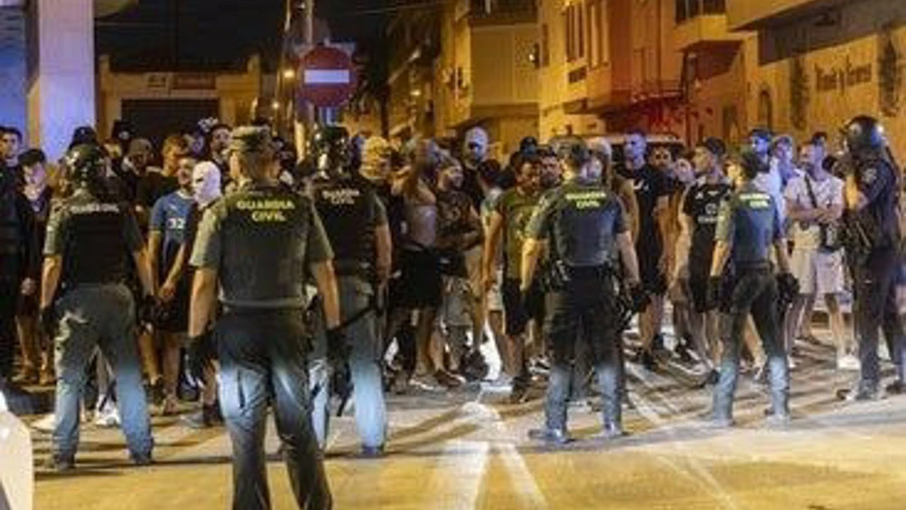 La Guardia Civil denuncia la pasividad de Marlaska contra la violencia: 