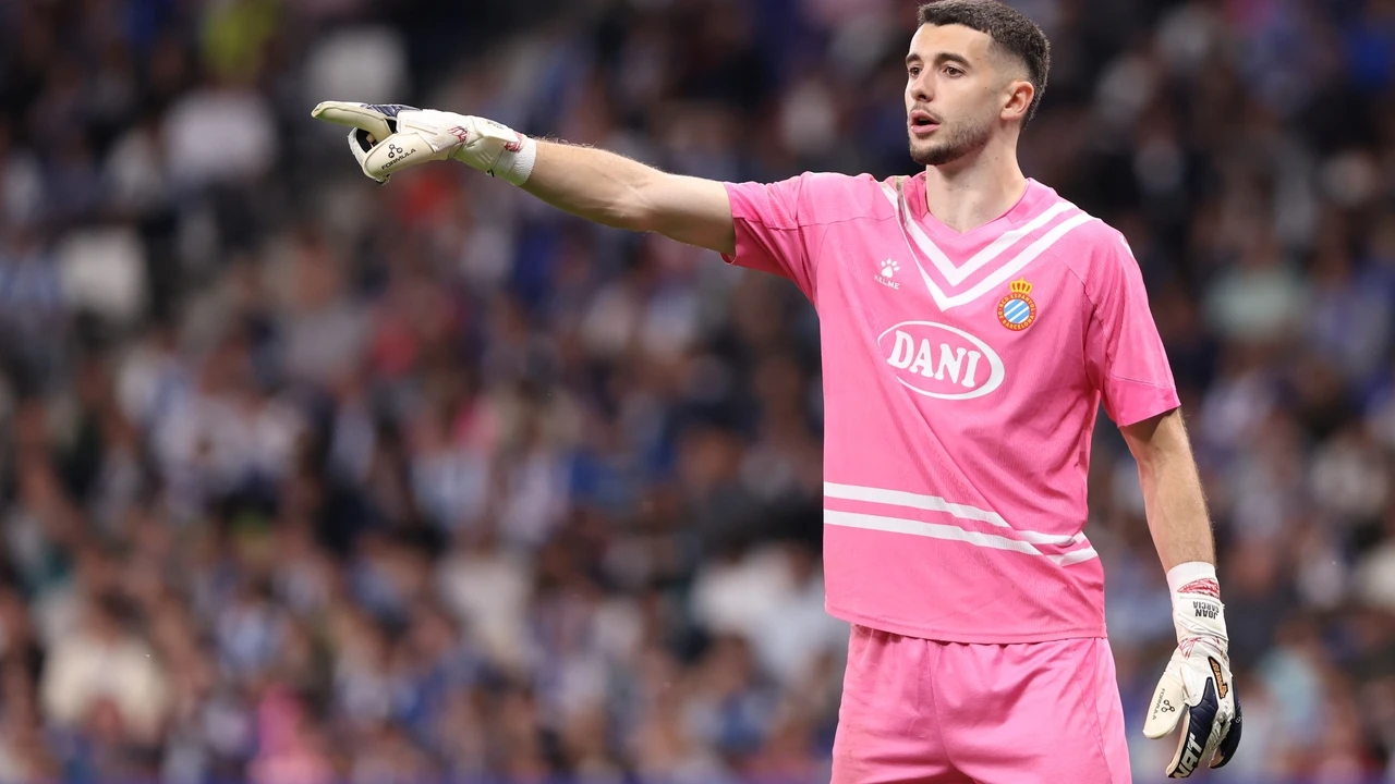 El sorprendente equipo que va a pagar al Espanyol la cláusula de Joan García