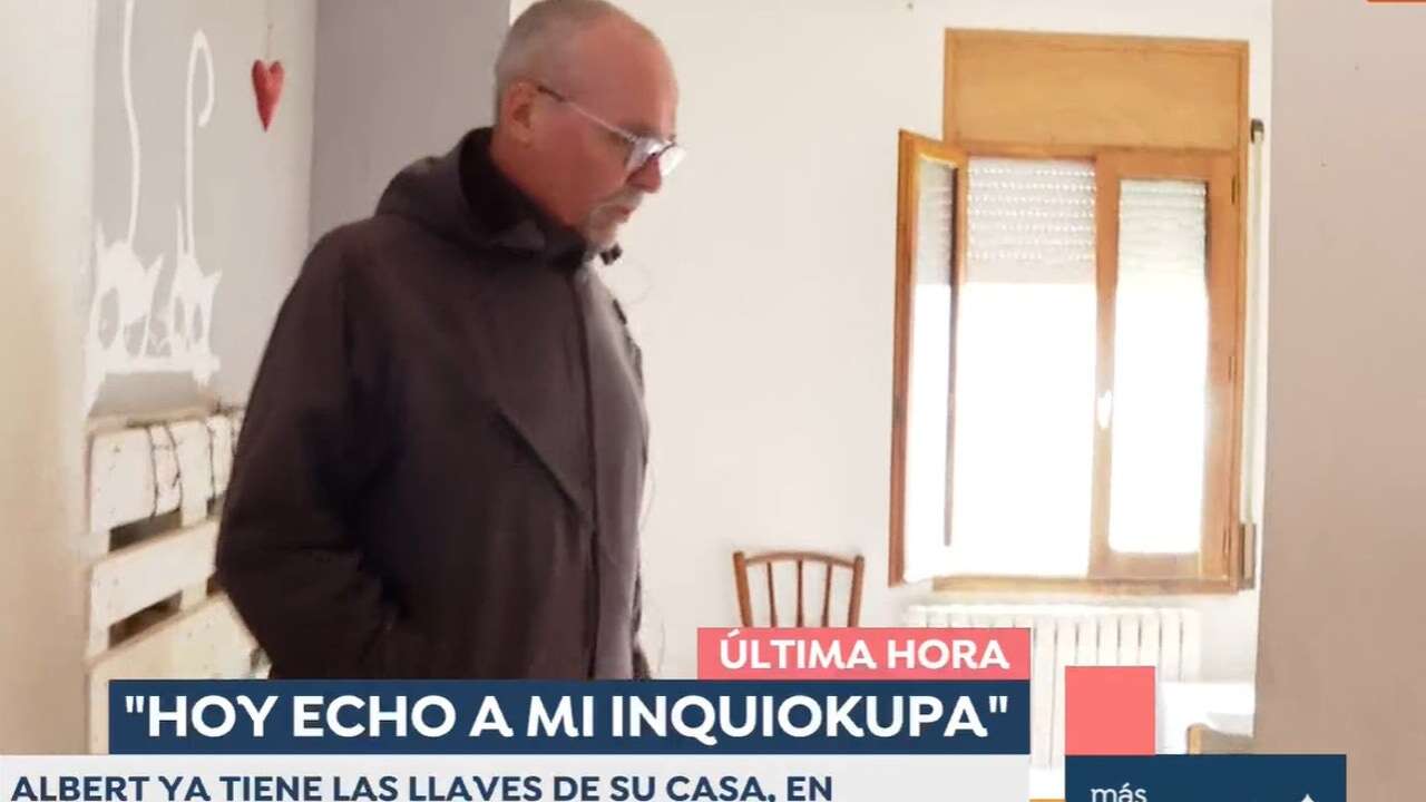 Un vecino de Gerona recupera su casa okupada en directo: 