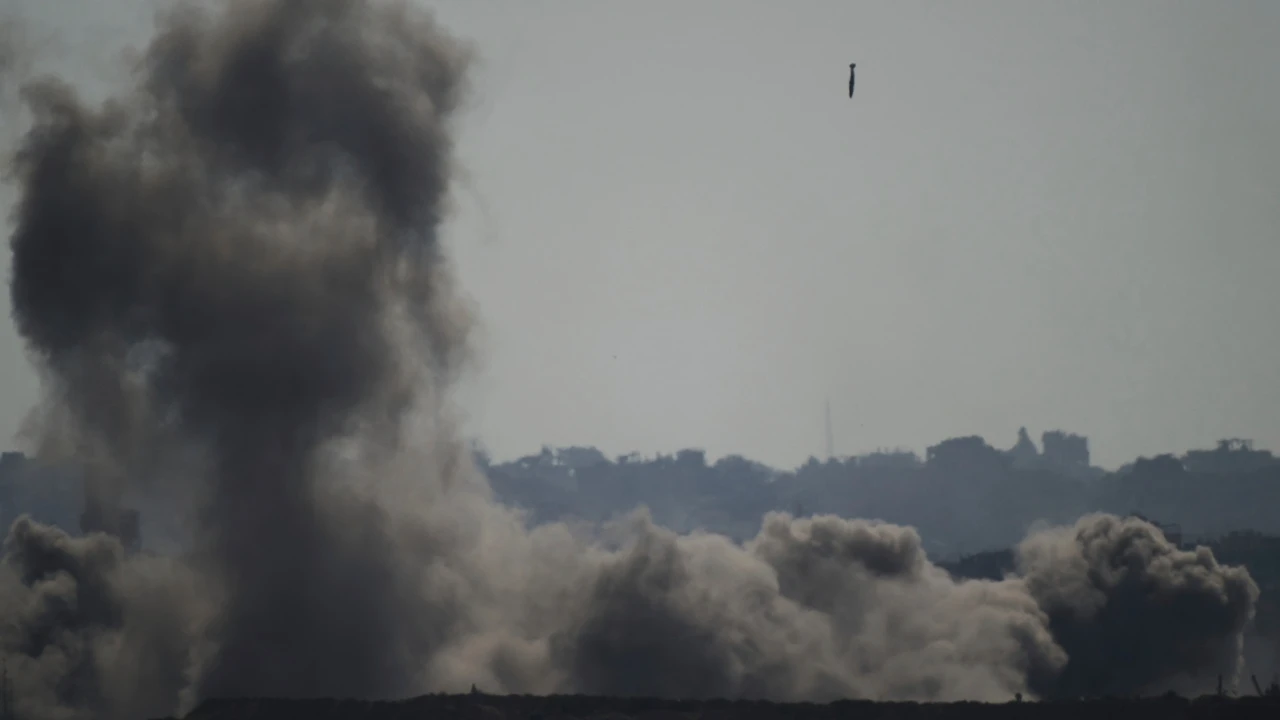 Israel bombardea un sector de Trípoli donde se encontraba un 