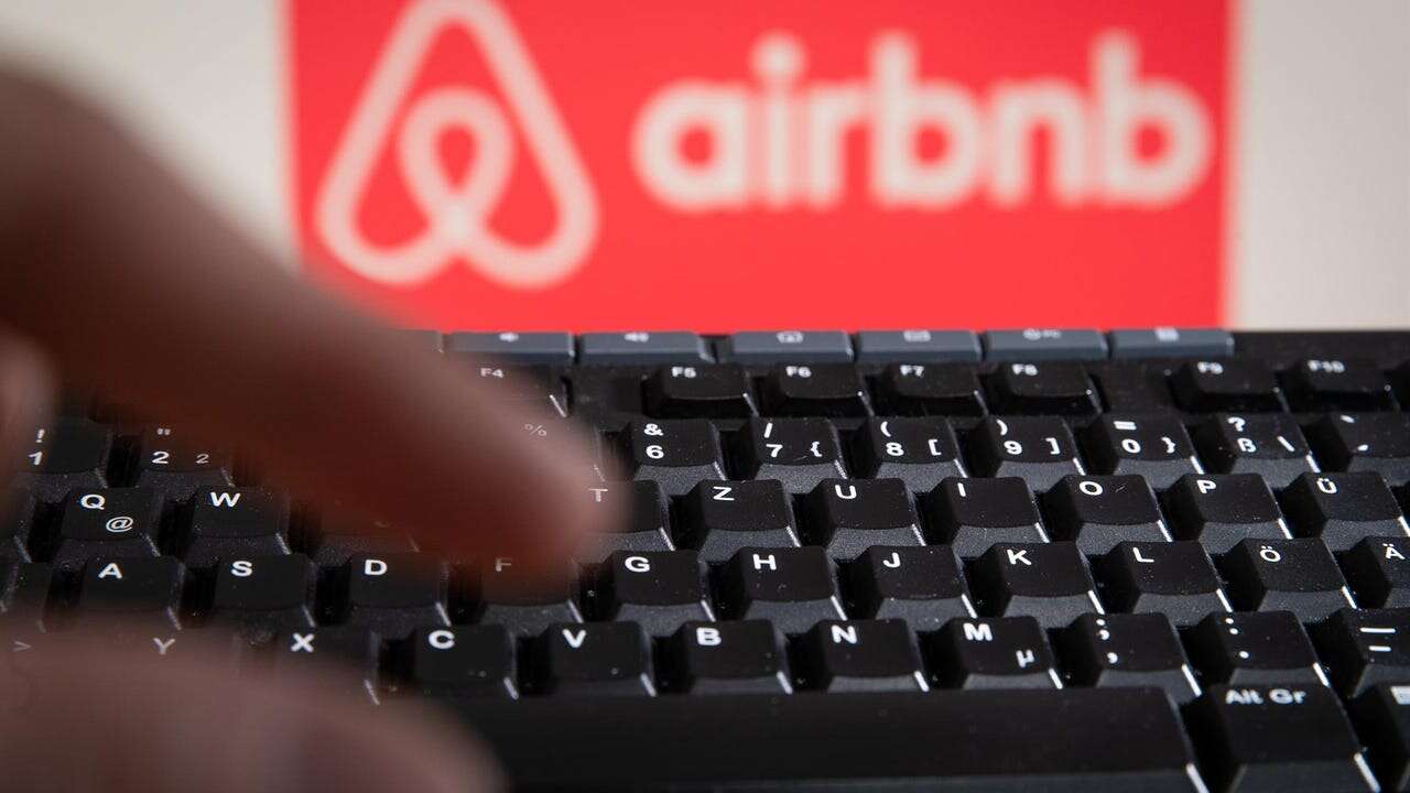 Airbnb carga contra el registro de alquiler de temporada del Gobierno y asegura que perjudicará a la industria turística