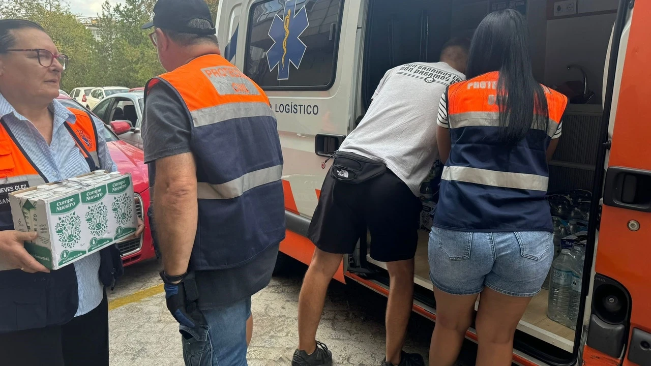 Más de 2.000 personas se unen a una iniciativa voluntaria de ayuda por los incendios
