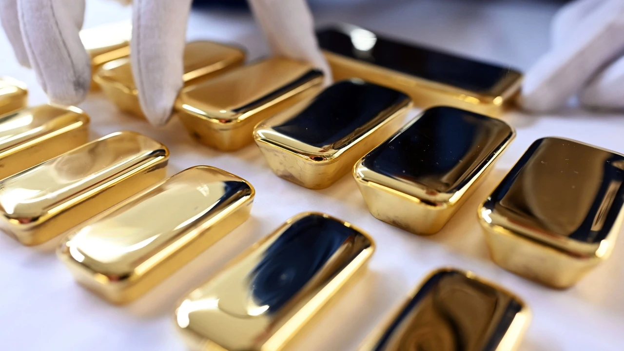 El oro no tiene freno: se dispara a nuevos máximos por la tormenta económica global