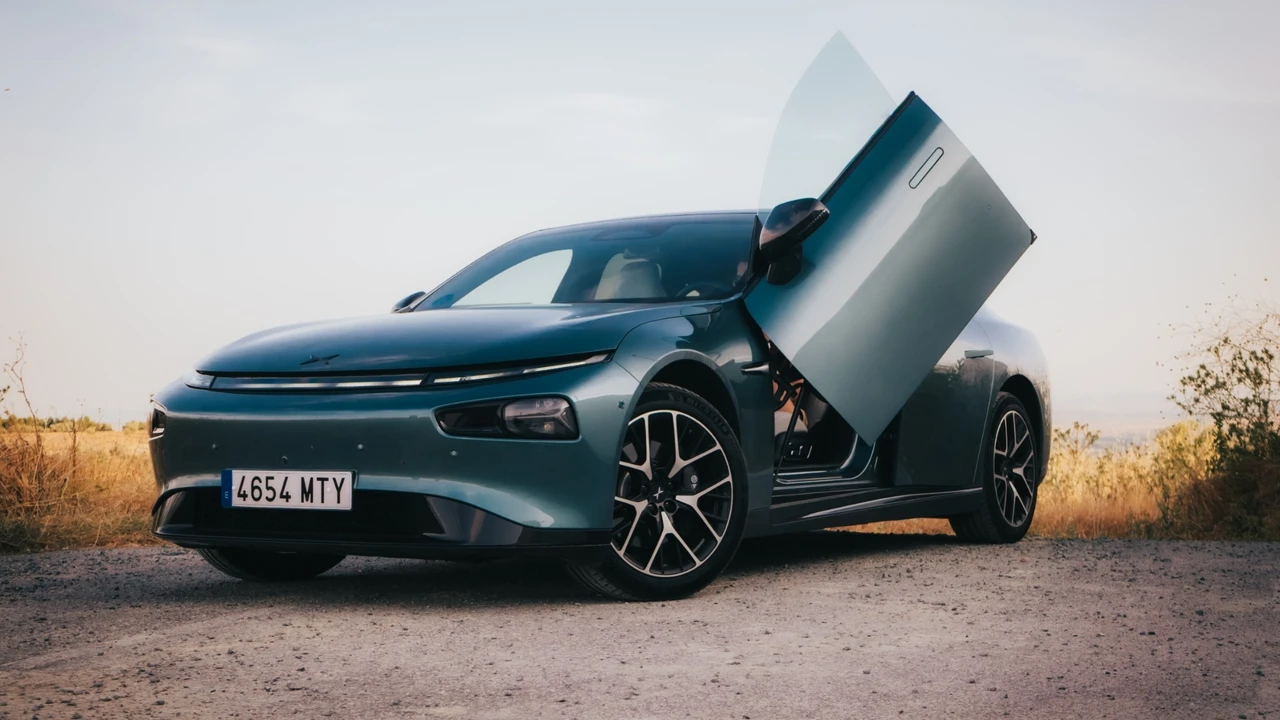 Una semana con el Xpeng P7 Performance: lujo y potencia en la berlina eléctrica china que quiere revolucionar el mercado español