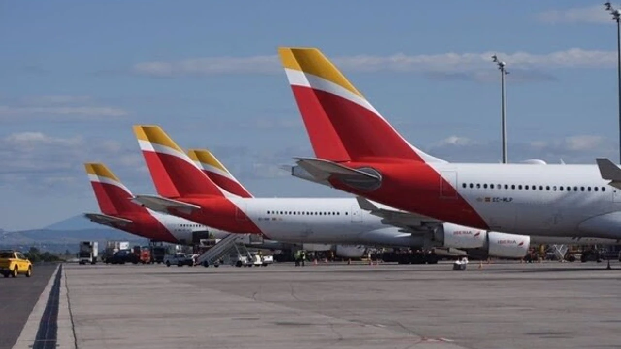 Iberia invertirá 6.000 millones de euros hasta 2030 para alcanzar los 70 aviones de largo radio y reforzar el hub de Barajas