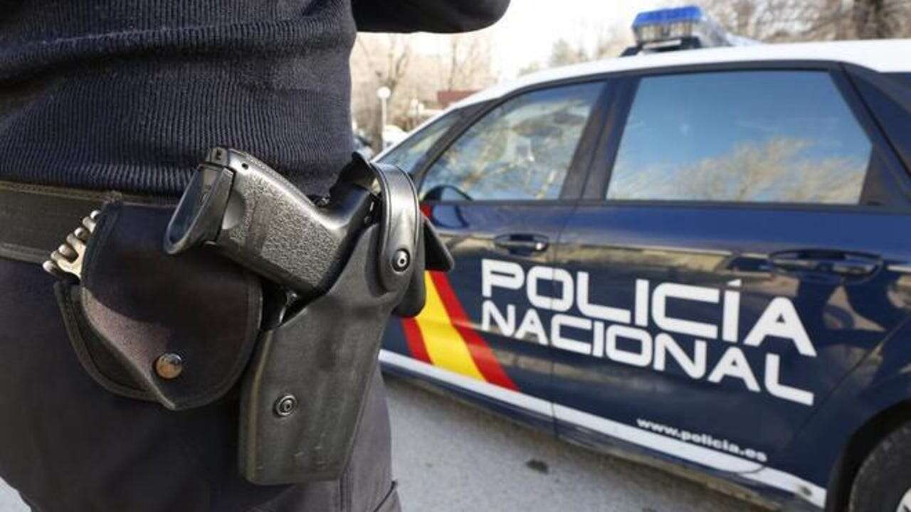 Los consejos de la Policía Nacional para evitar ser suplantado en redes sociales y timado al comprar online