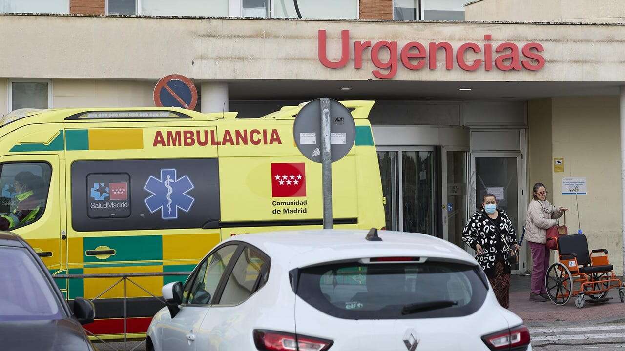 La ola de infecciones respiratorias desborda hospitales y centros de salud en España: estos son los más afectados