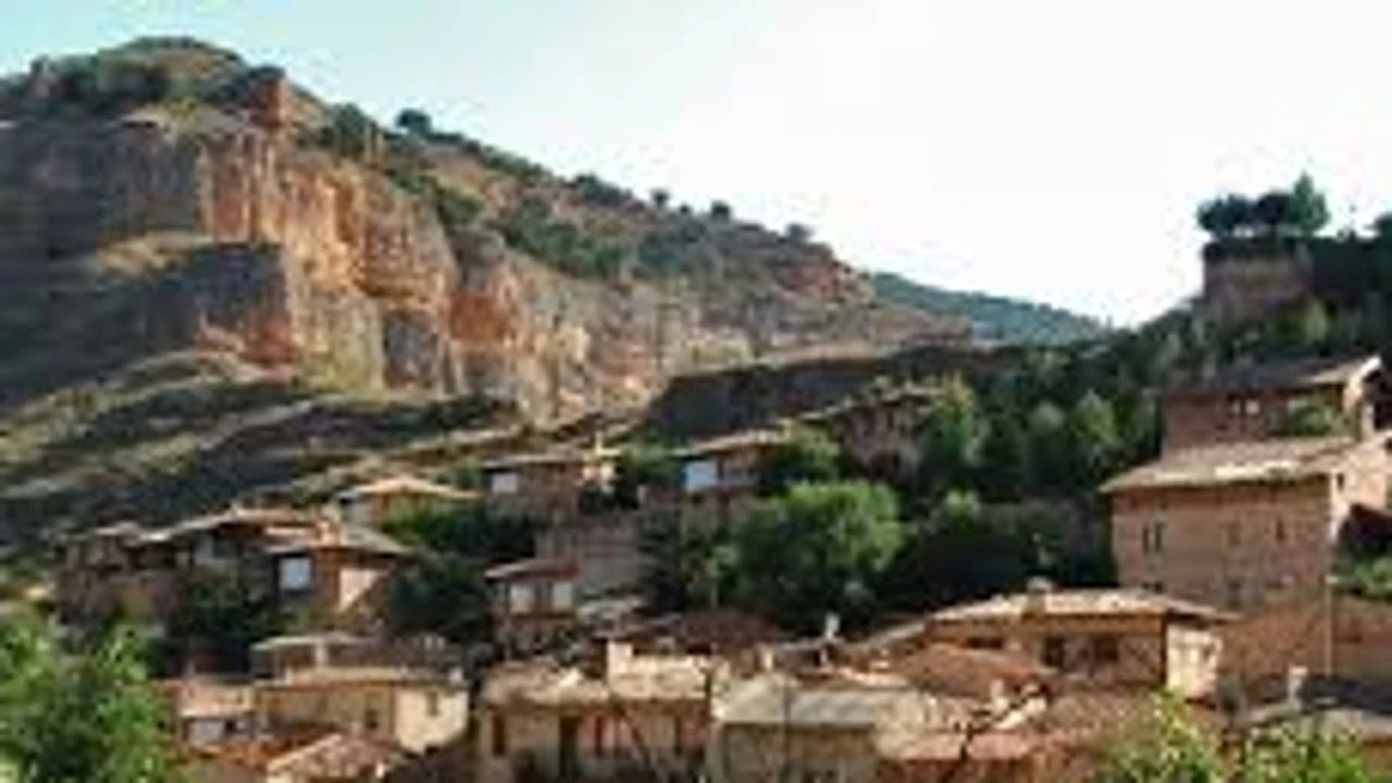 El PP presenta una plan integral para salvar la España vaciada con el turismo rural