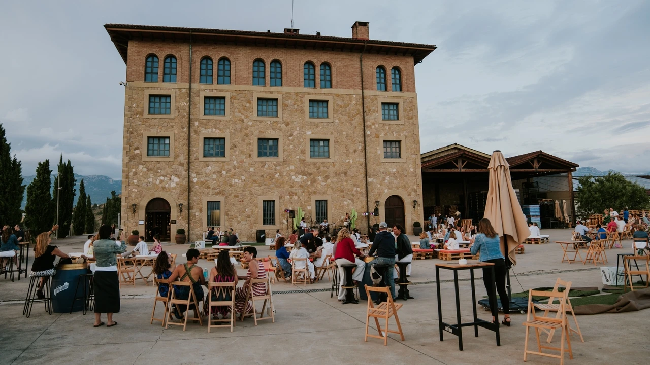 El verano se brinda al ritmo de los Tardeos de la bodega riojana Hacienda López de Haro