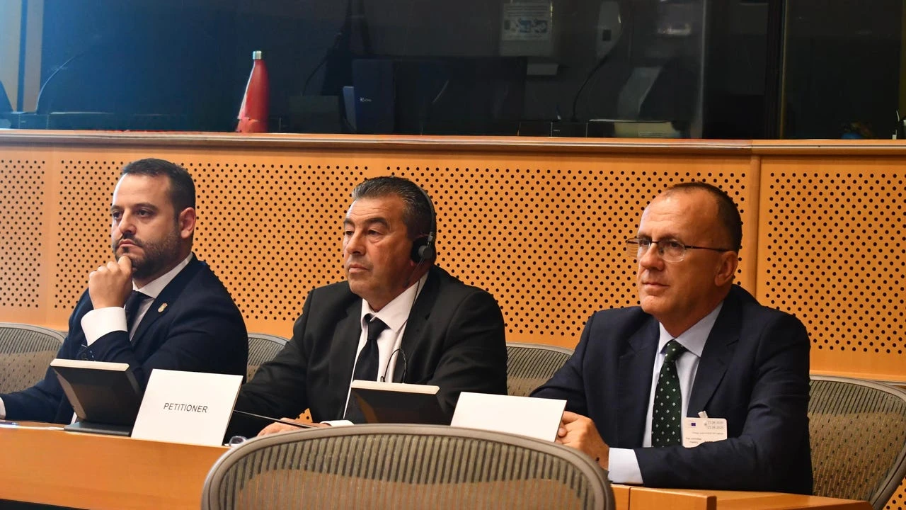 El Parlamento Europeo mantiene viva la central nuclear de Almaraz