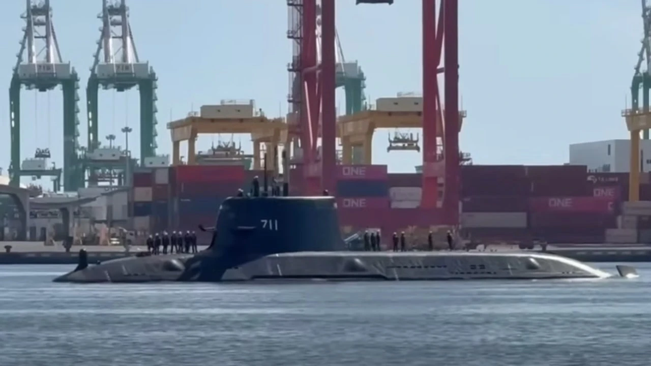Narwhal, el primer submarino 