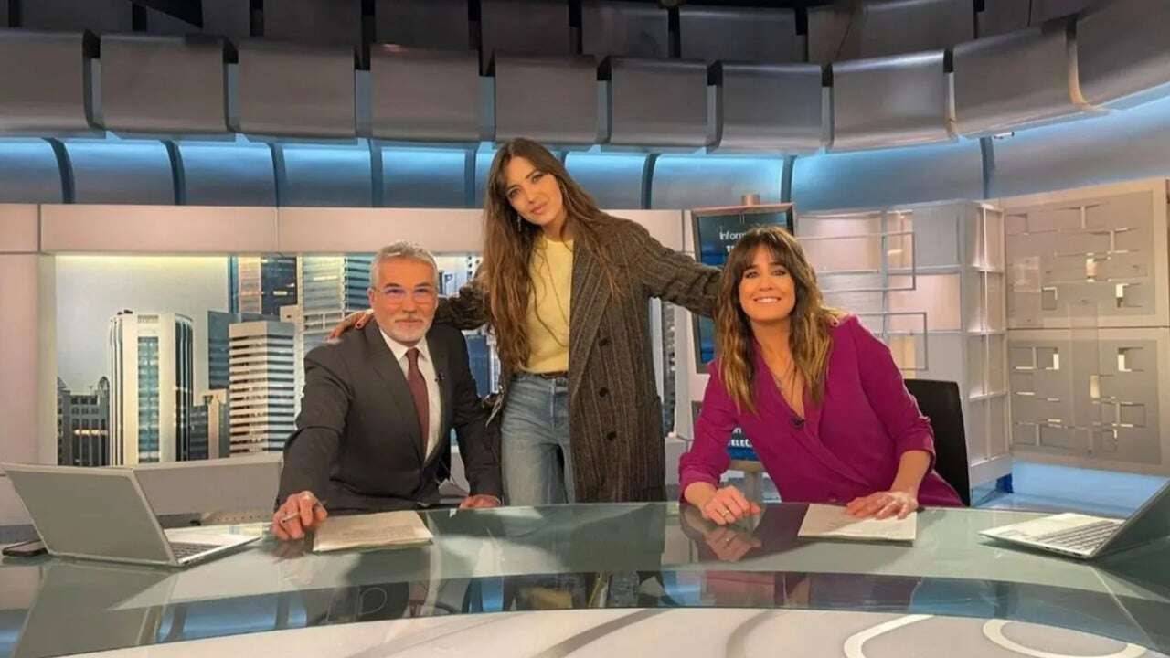 La emotiva despedida de Isabel Jiménez y Sara Carbonero de David Cantero tras su marcha de Mediaset: 