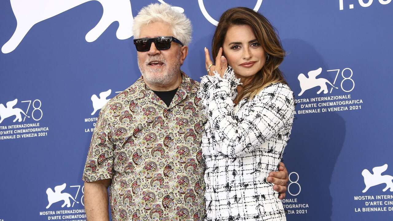 Ausencias en los Goya 2025: Penélope Cruz y Pedro Almodóvar, el idilio que nació hace casi 30 años