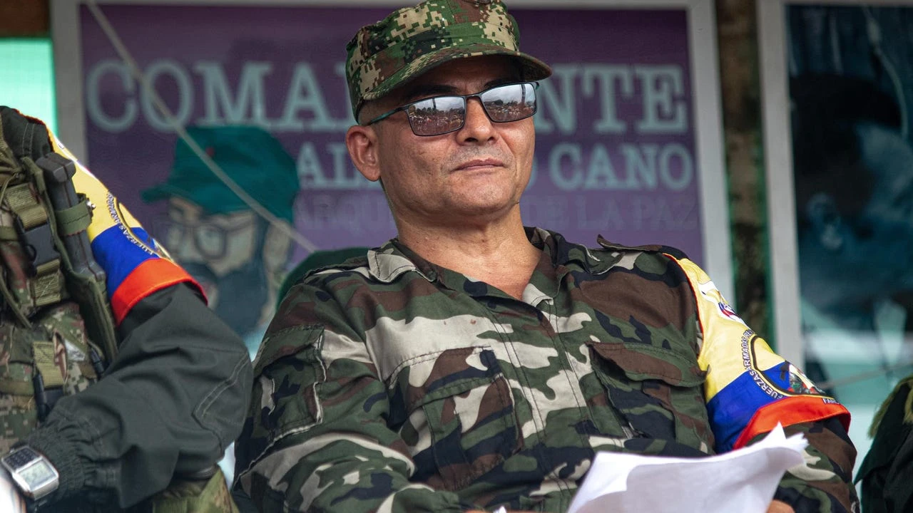 Colombia sufre múltiples atentados terroristas mientras eleva protección a políticos