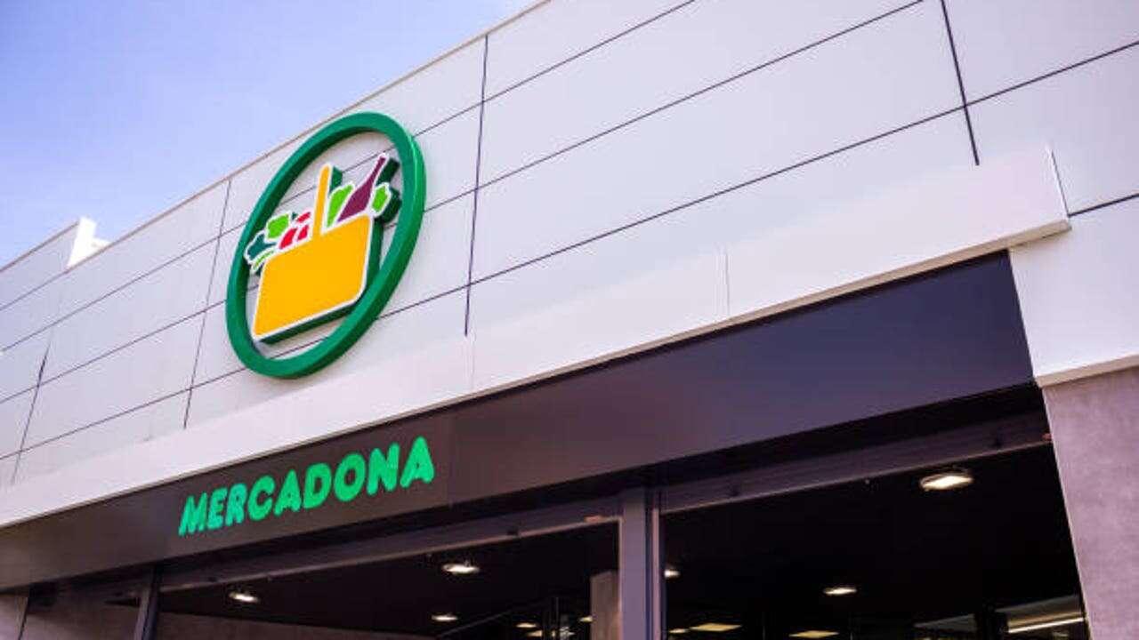 ¿Abre mañana Mercadona? El horario de la cadena de supermercados para este viernes, 1 de noviembre