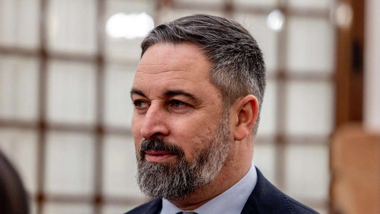 Abascal carga contra el 