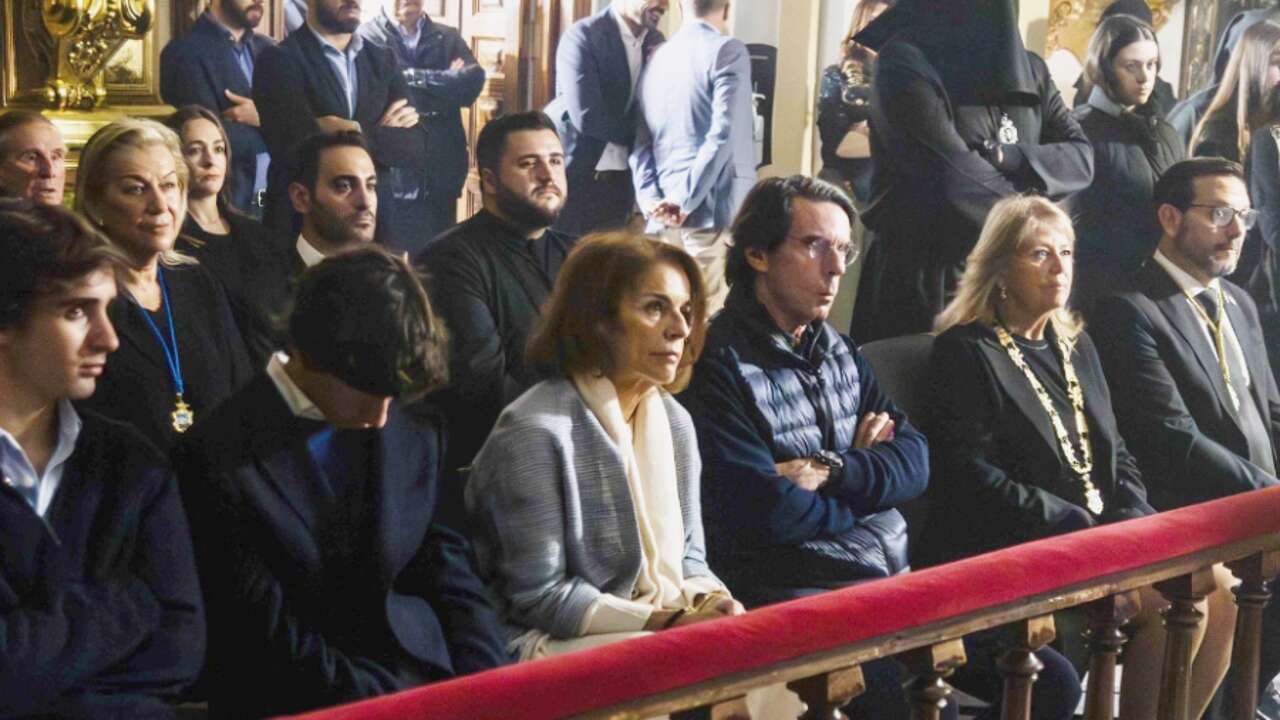 De Aznar a Feijóo, pasando por el percance de Carmen Lomana: Semana Santa popular en Marbella