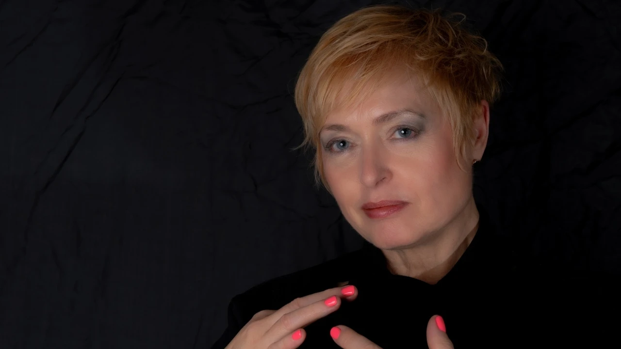 Anna Grau: «Sánchez Dragó quería vivir en una comuna ‘fachahippy’ con sus ex»