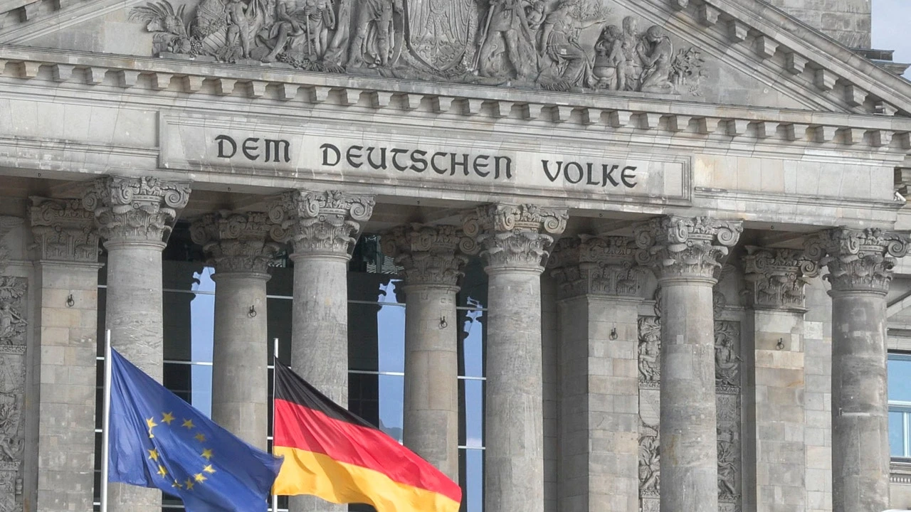 Conservadores y socialdemócratas alcanzan un acuerdo para formar Gobierno en Alemania
