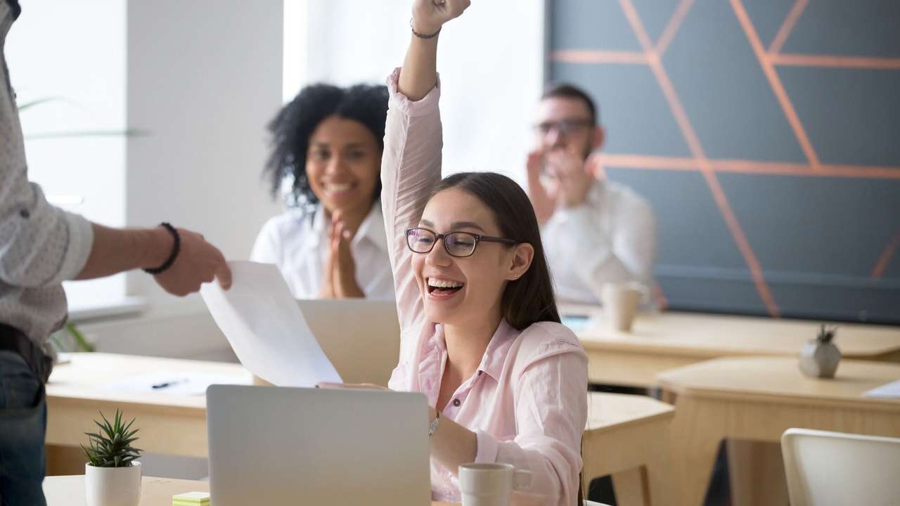 ¿Puedo ascender más rápido si tengo muchos seguidores en LinkedIn? Esta es la respuesta