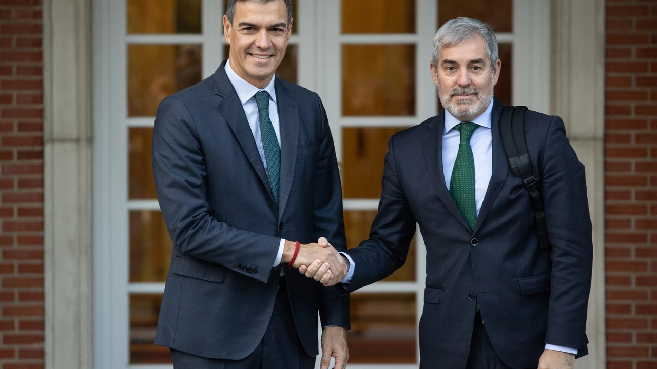 Sánchez y Clavijo se reunirán el próximo lunes en La Mareta para hablar sobre migración, agenda canaria y presupuestos