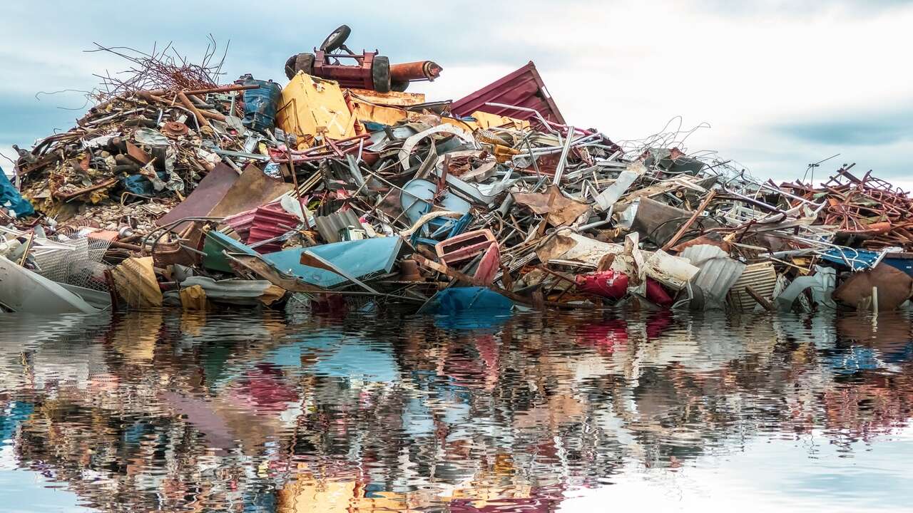 Esta es la verdad que nadie quiere que sepas sobre la Isla de Basura del Pacífico: mitos y vida entre el plástico