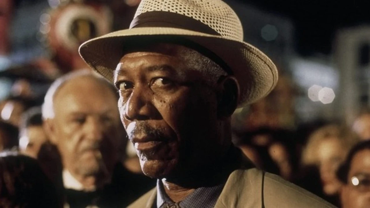 El thriller psicológico de Morgan Freeman que renace como joya oculta en Netflix