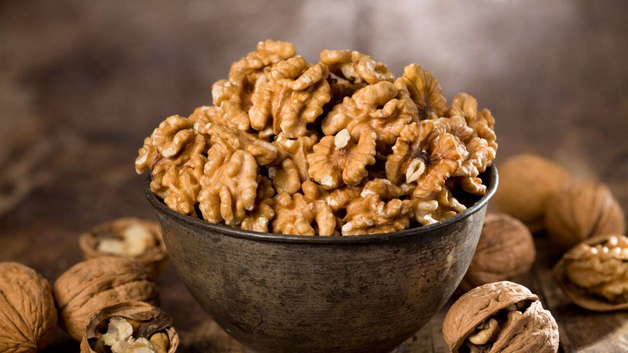 ¿Cómo debo conservar las nueces para que no pierdan sus nutrientes?