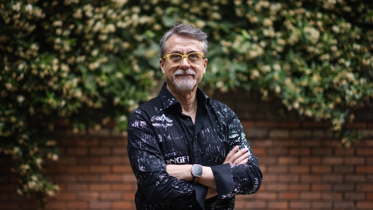 Alfredo Corell: «Acabaremos teniendo vacunas específicas para cada persona»
