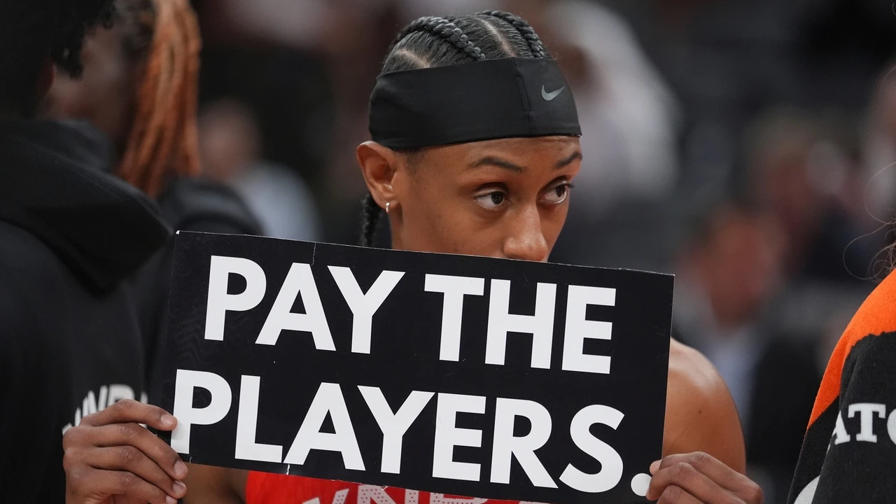 Las jugadoras de la WNBA se hartan: su salario máximo es 50 veces menor que el salario medio en la NBA