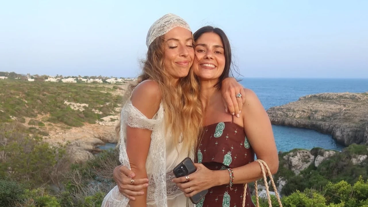 De encaje + boho chic: el look de Belén Écija horas antes de casarse con Jaime Sánchez en Menorca
