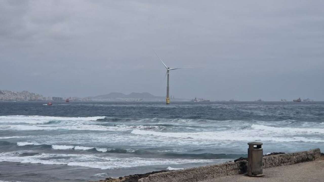 Un vertido de combustible en el puerto de Las Palmas de Gran Canaria.activa la alerta por contaminación marina