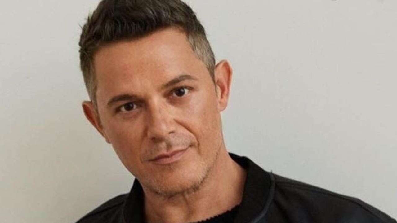 Alejandro Sanz estalla contra los políticos por la DANA: 