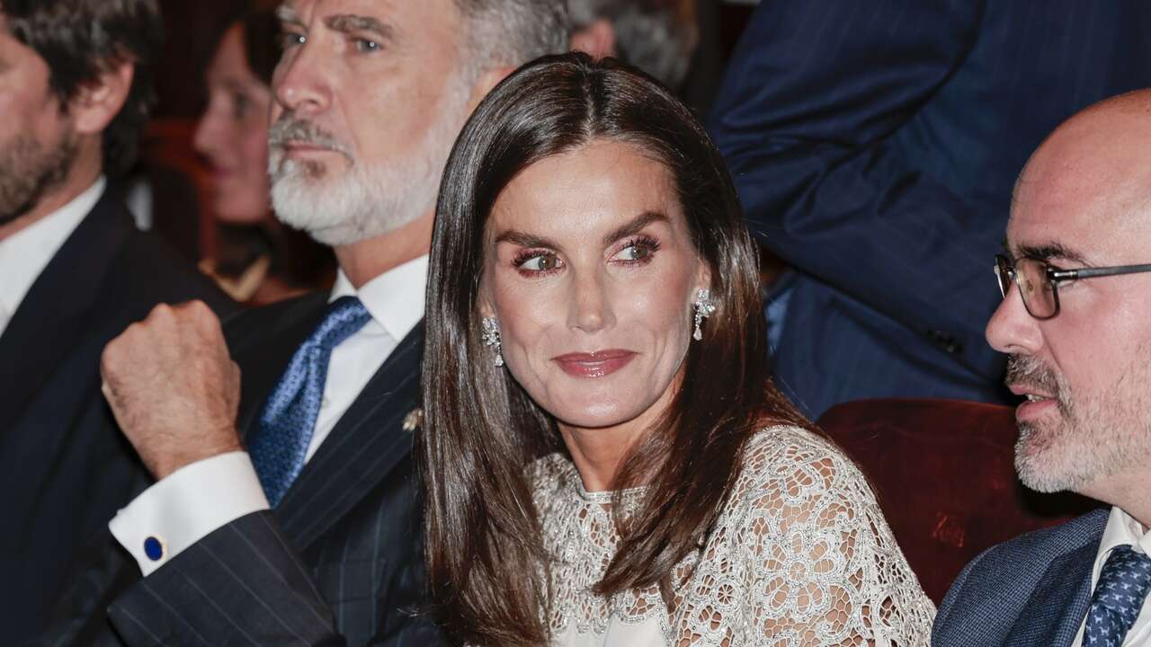 Descubrimos el secreto de belleza de la Reina Letizia para tener unos labios sin arrugas a sus 52 años