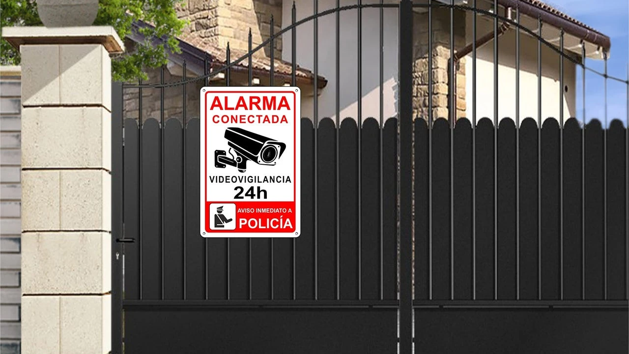 Unos okupas en Burgos instalan una alarma en una vivienda allanada: “Es cuando menos curioso…”
