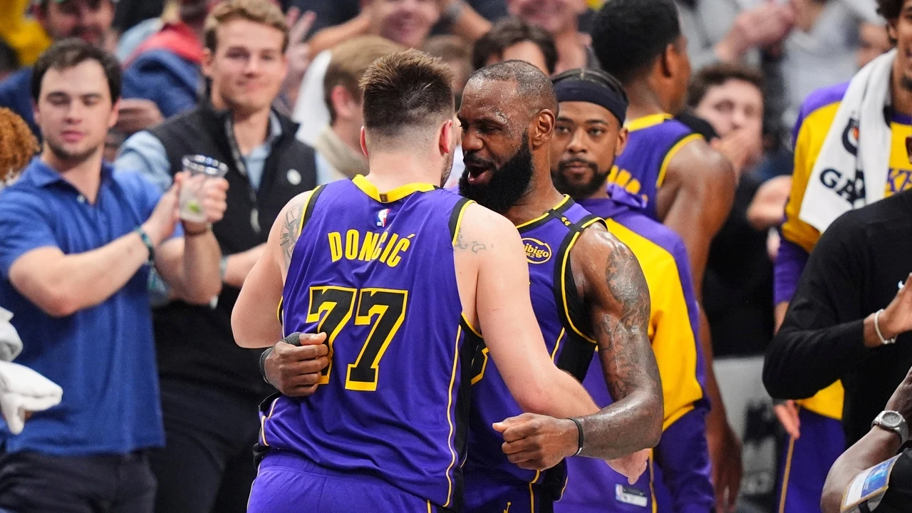 Las lágrimas de Doncic en su regreso a Dallas, donde fue homenajeado: del 