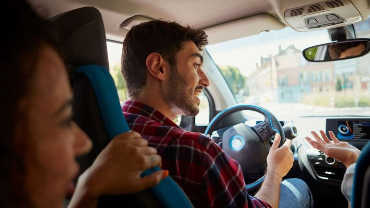 Compartir coche tiene premio: Blablacar reparte esta semana más de 13 millones de euros entre sus usuarios por el ahorro energético logrado