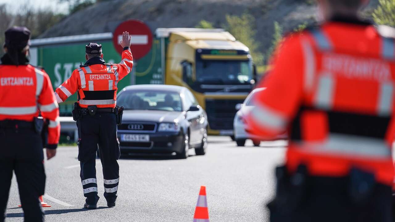 Detenido tras arrojarse al río para eludir a la policía por robar a un vendedor de la ONCE