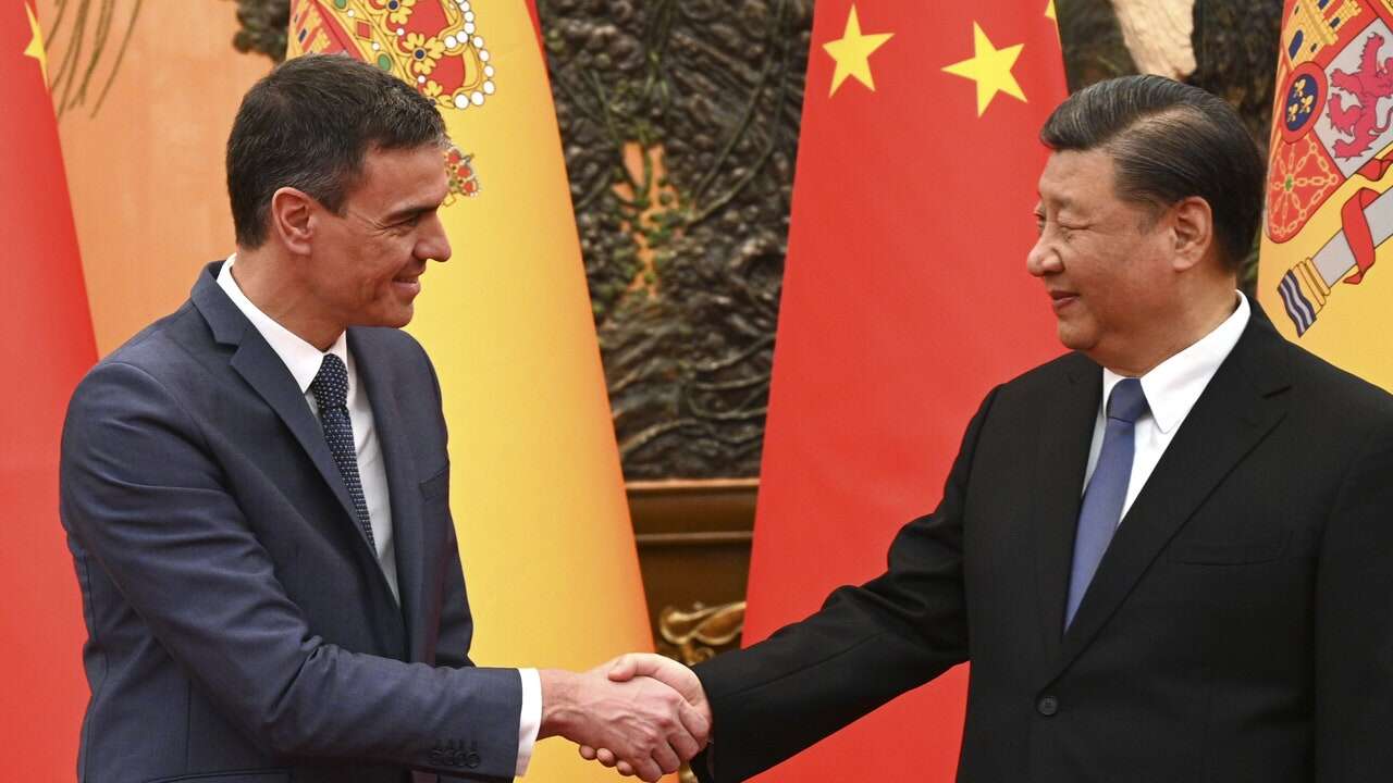 Tercera visita en tres años: ¿qué busca Sánchez en China?