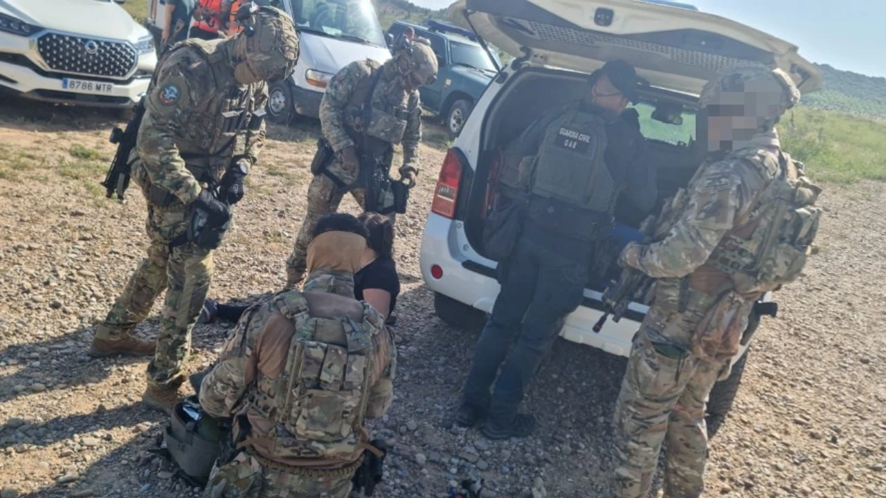 El Ejército del Aire y la Guardia Civil ponen a prueba sus fuerzas de élite