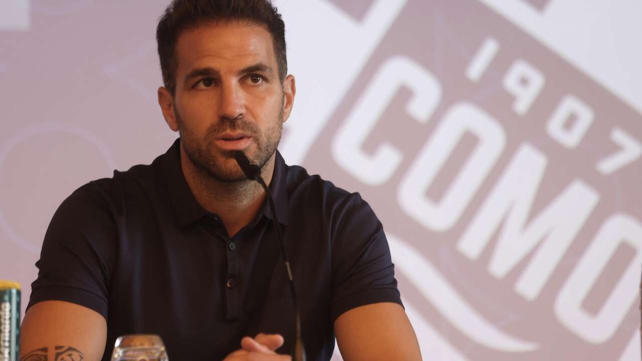 El equipo que ha tanteado a Cesc Fábregas para la próxima temporada