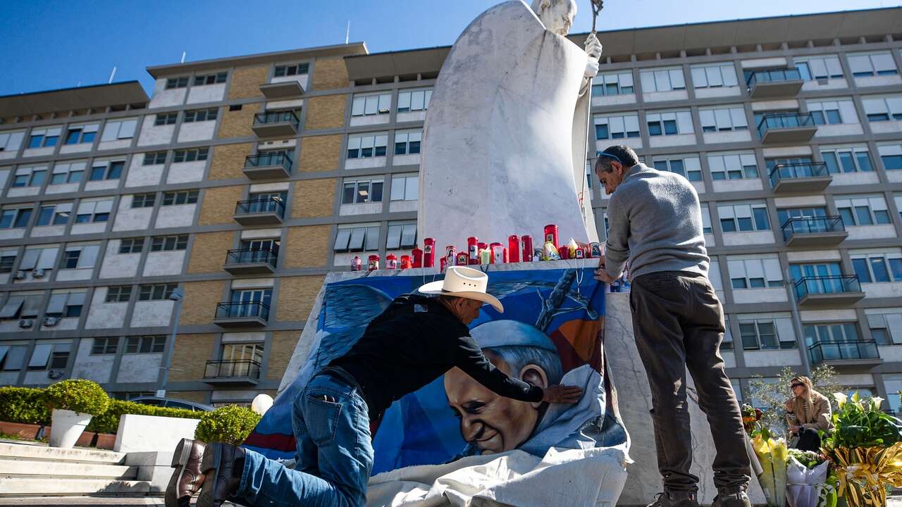 Francisco: un miércoles de ceniza estable, trabajando y en un sillón