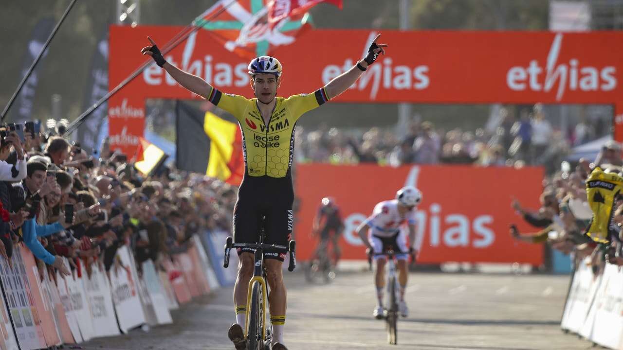 Benidorm se viste de ciclocross con Van Aert como gran atracción