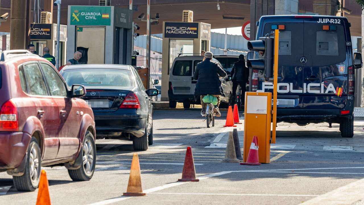 Un camión por sentido al día y mercancías limitadas: la aduana regional que Marruecos ha acabado por imponer