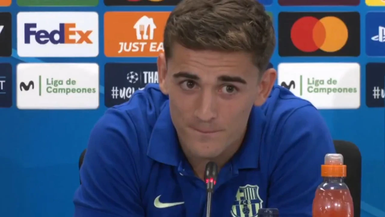 El gracioso momento de Gavi durante la rueda de prensa previa al Barcelona - Borussia Dortmund: 