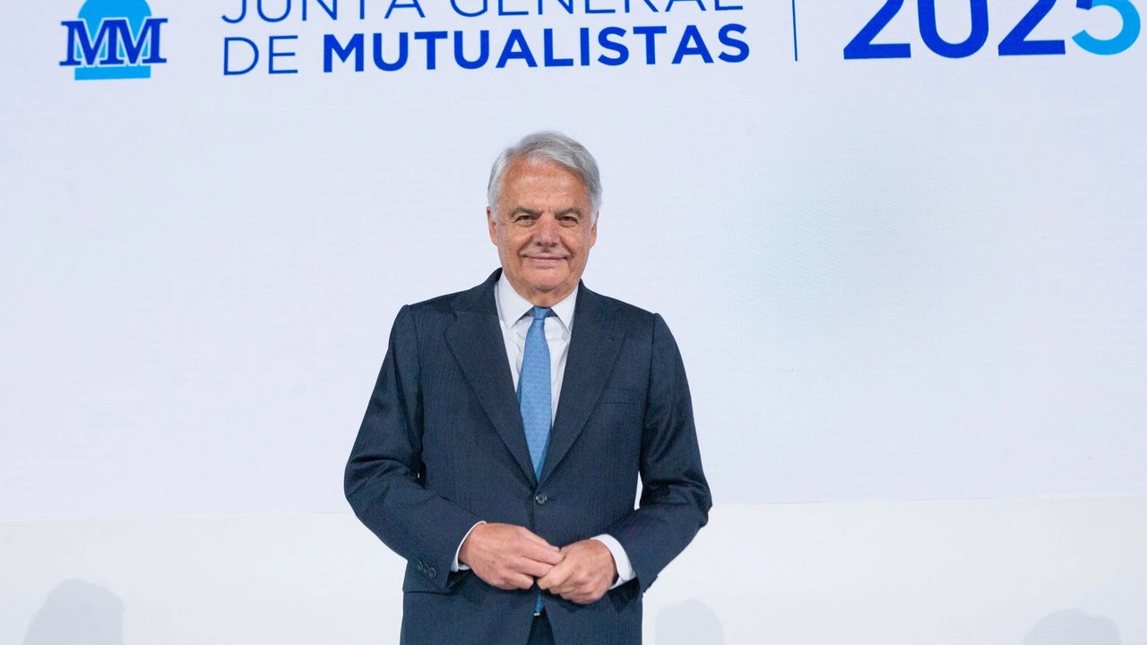 Mutua Madrileña congelará las tarifas a un 30% de su seguro de coche en 2025