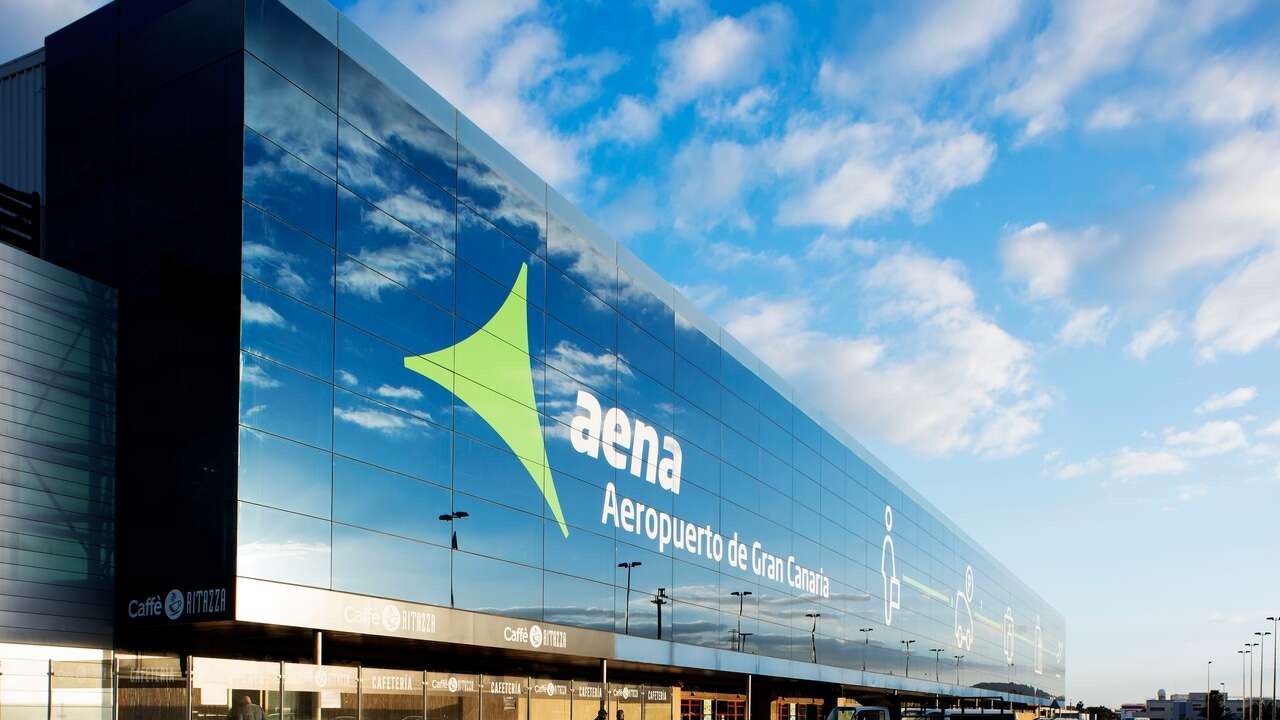 Aena gana un 27,3% más hasta septiembre, 1.450 millones, por el repunte de pasajeros y la subida de las tarifas aeroportuarias