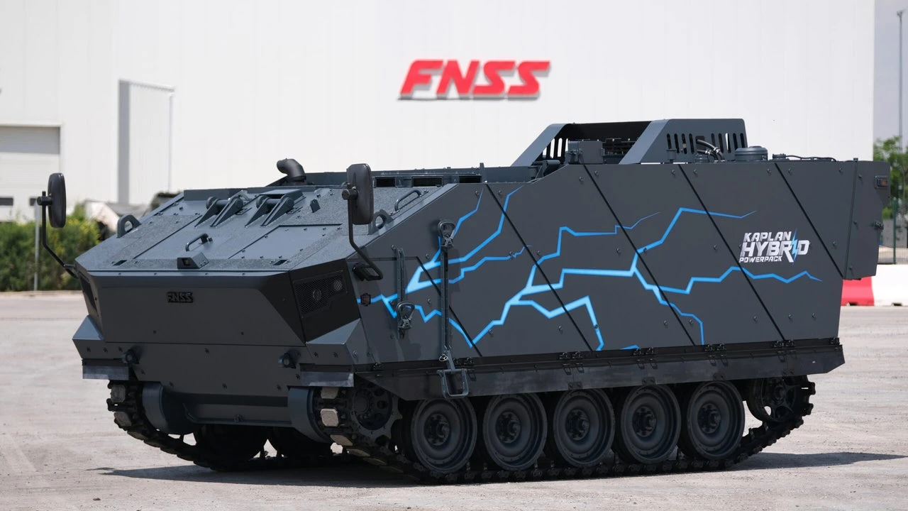 Turquía presenta un tanque revolucionario: está equipado con armas láser y puede derribar drones
